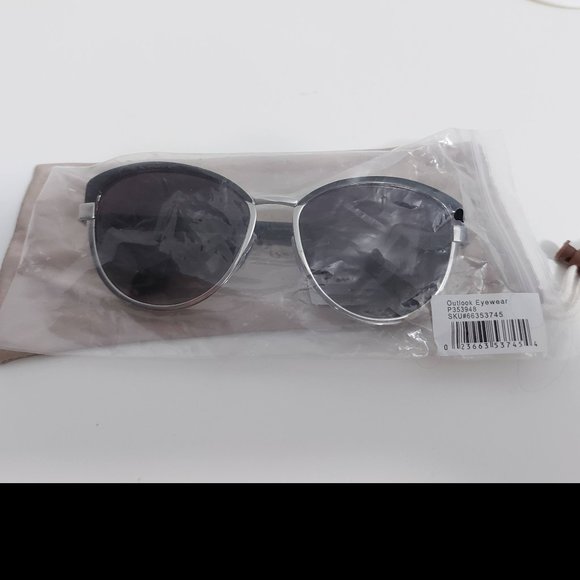 NWT Fossil Black and Silver Cat Eye Sunglasses - Picture 4 of 7